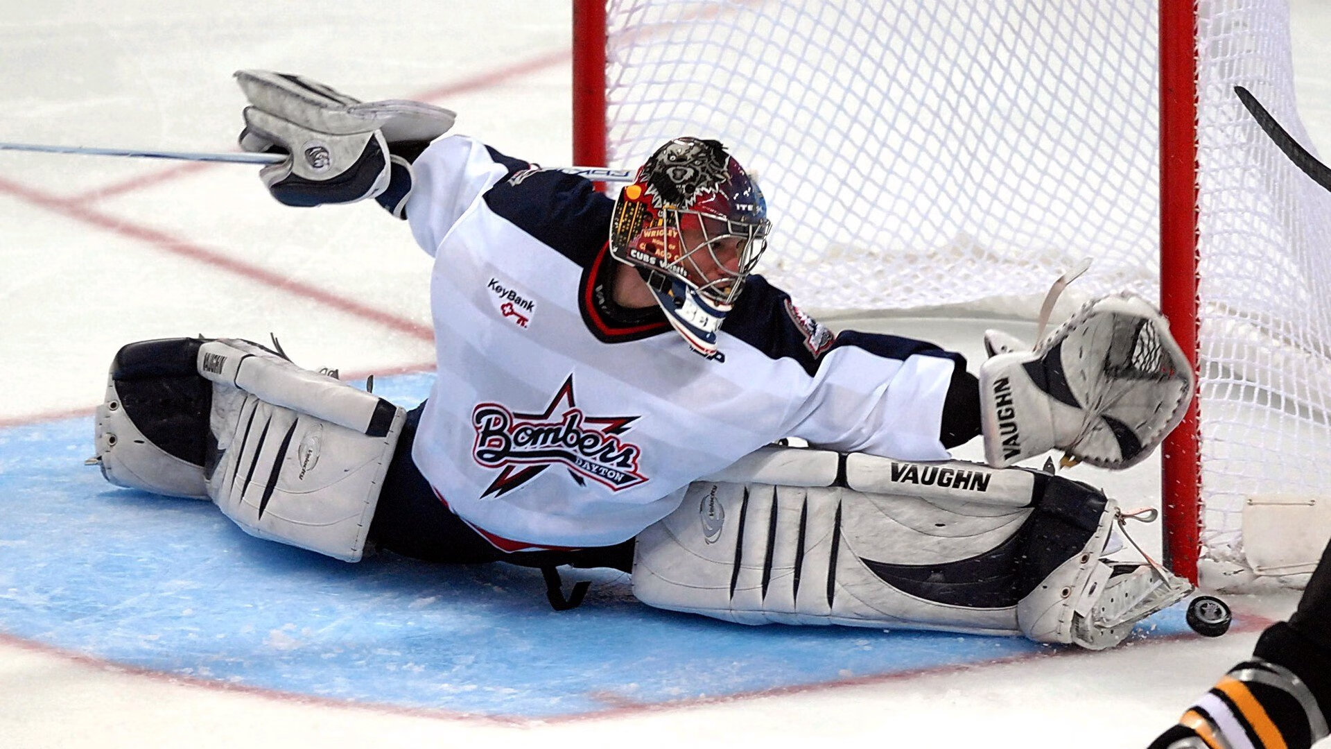 开云体育官网-室外极限：极地与火山地带的惊人赛站，户外极限运动品牌