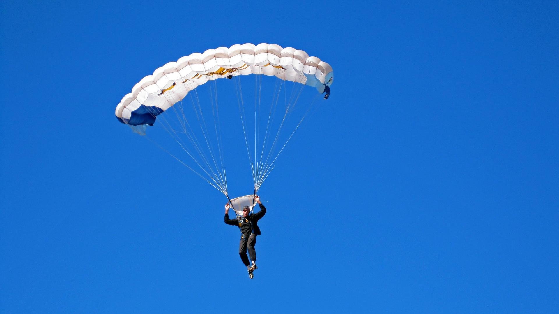 逆流而上的“黑马战队”：他们的逆袭故事，黑马诞生 完美逆袭